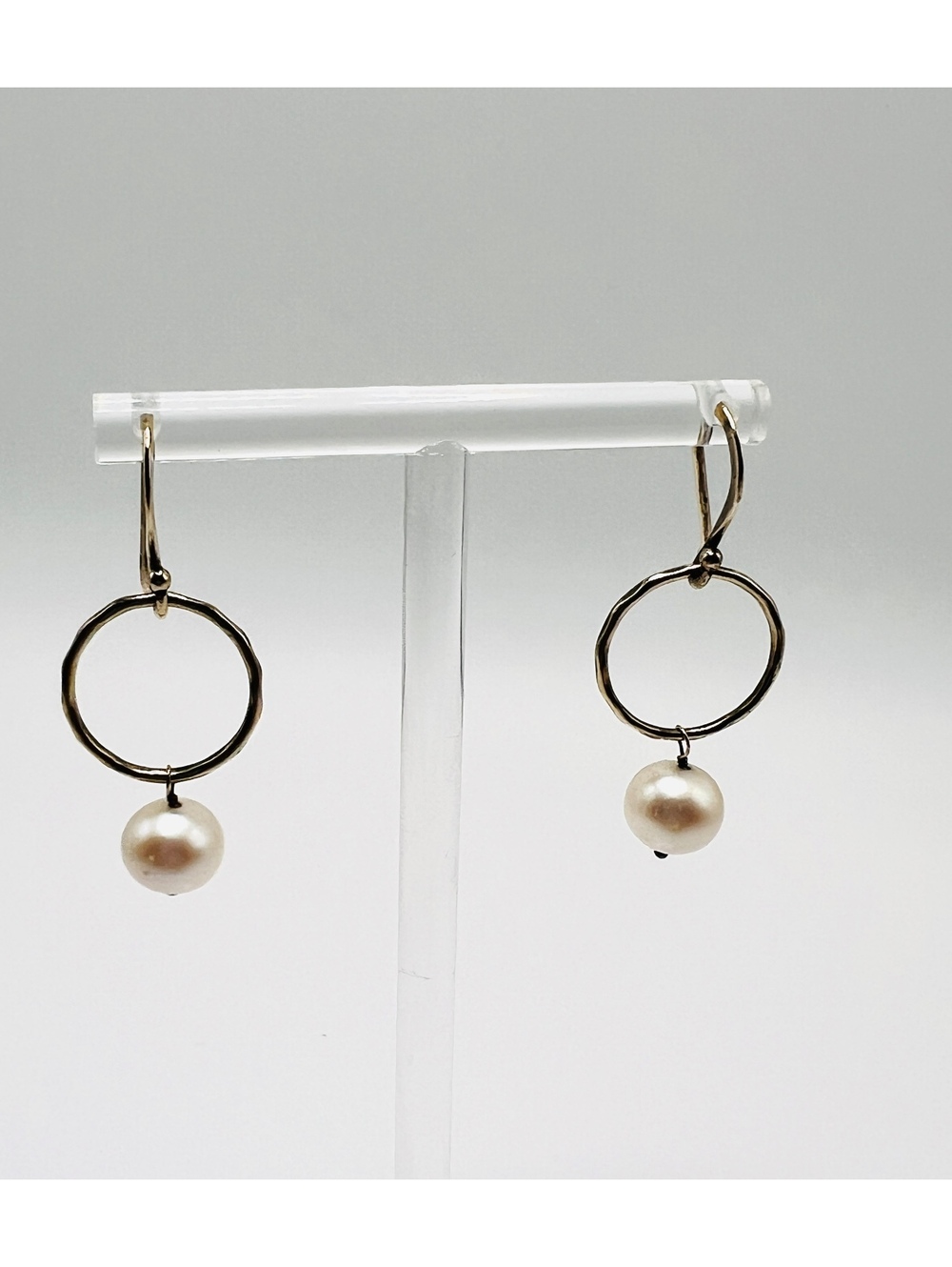 925 Sterling Silver Freshwater Pearl Hammered Circle Dangle Earrings